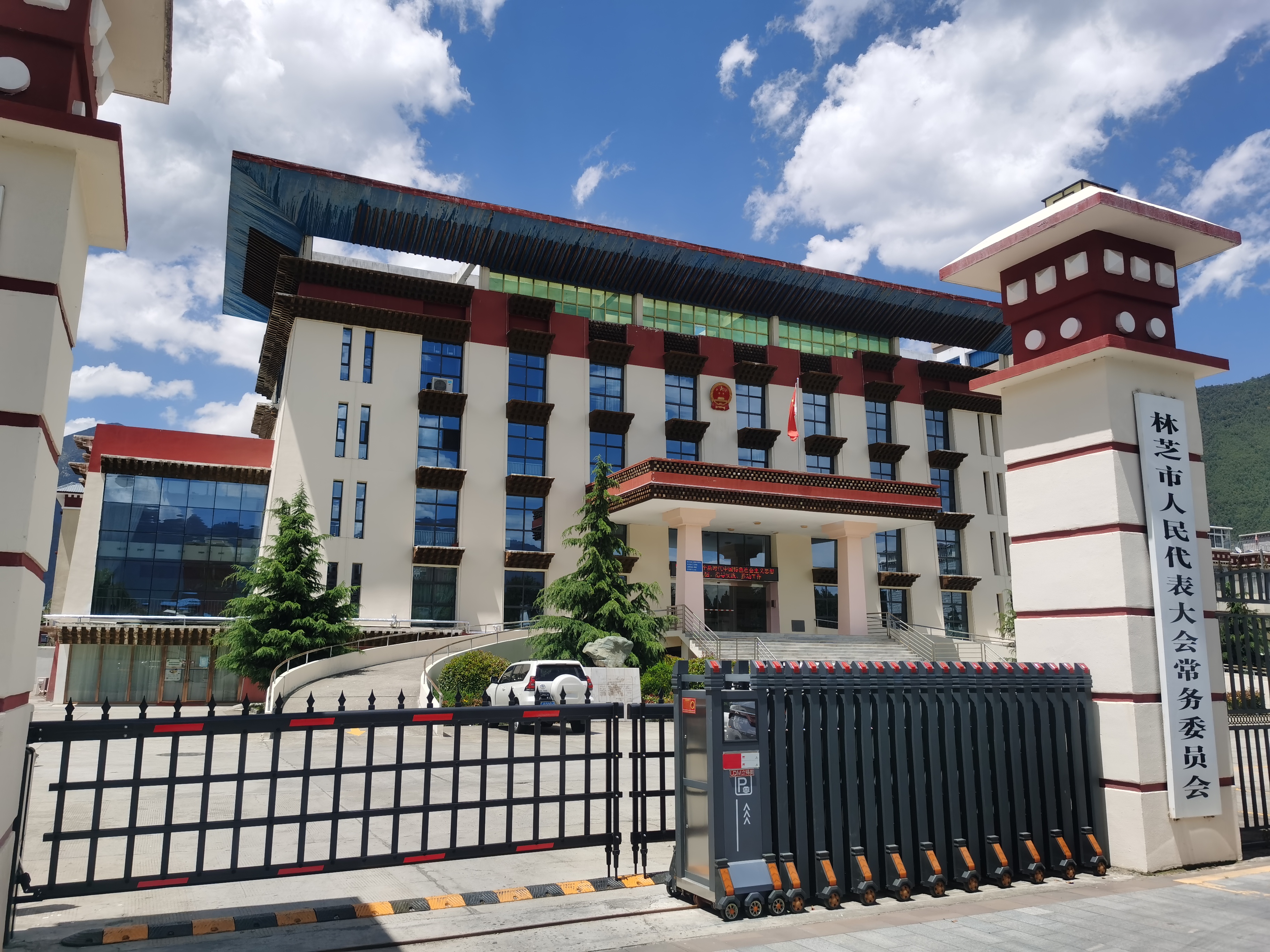 現(xiàn)場(chǎng)照片.jpg 現(xiàn)場(chǎng)照片.jpg